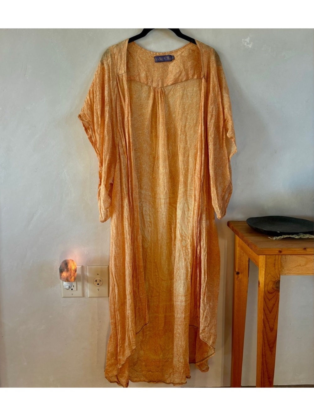 INDIE ELLA Silk Kimono FLAW - Picture 2 of 5